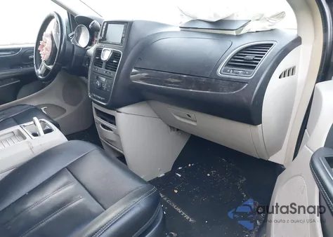 2015 Chrysler Town & Country Touring из США, поврежденный, VIN 2C4RC1BG8FR587724